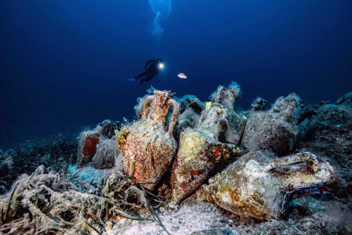 Podwodne muzeum Grecja wrak Peristera divers24.pl